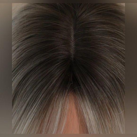 WIG  - Layered Dirty Blonde Side Bangs Wig - Realistic Look - Picture 10 of 10